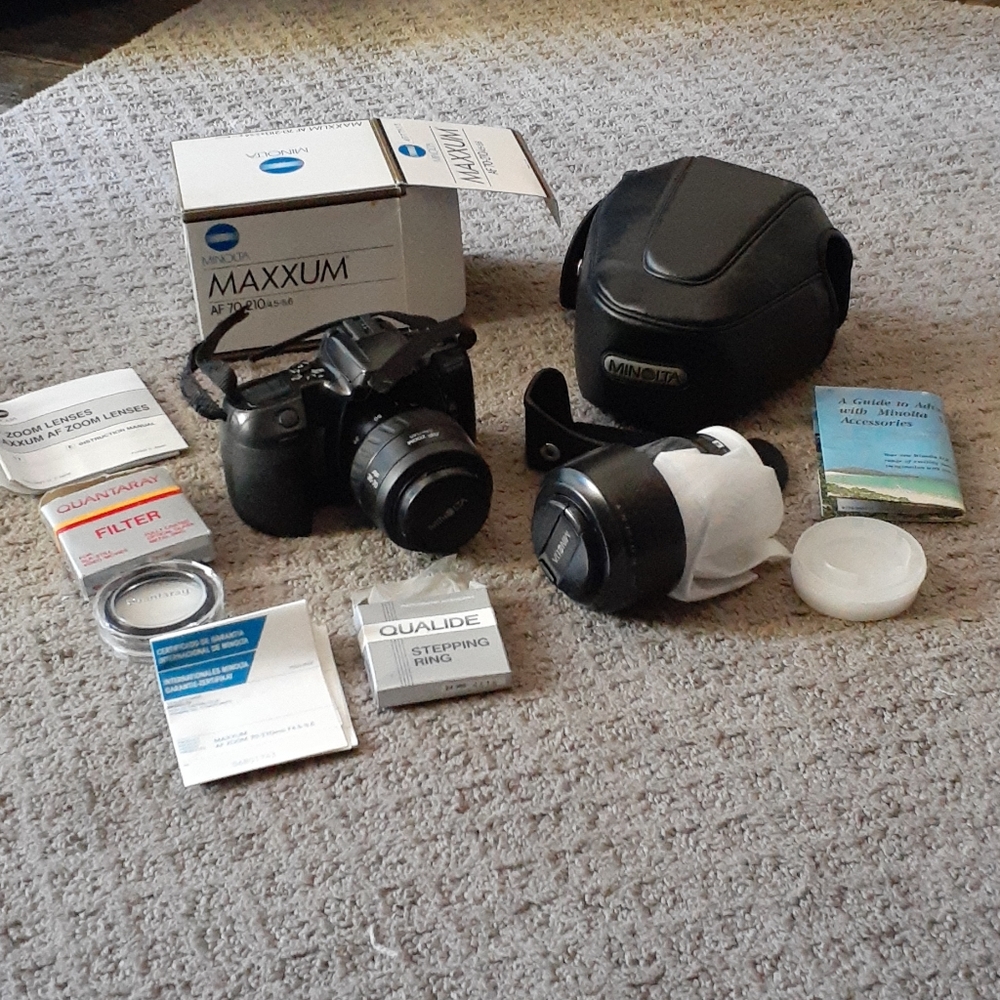 Minolita Camera Photography Set with Lenses
